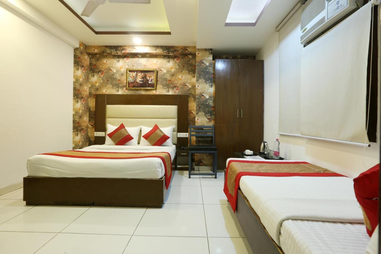 Travel Inn At Delhi Airport Neu-Delhi Exterior foto